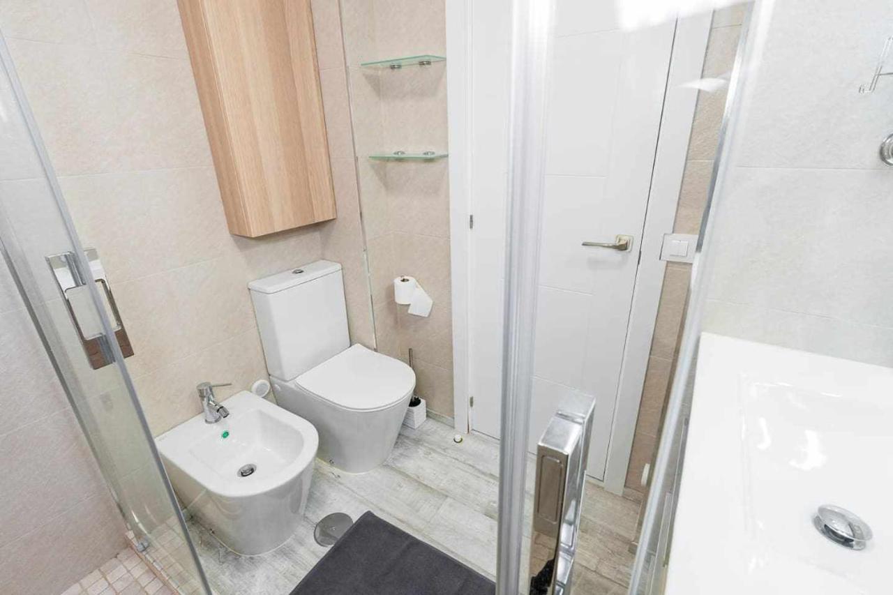 El Estudio De La Playa Benalbeach New 1Bd, Piscinas, Playa Y Vistas Al Mar Ref504 Benalmádena Kültér fotó